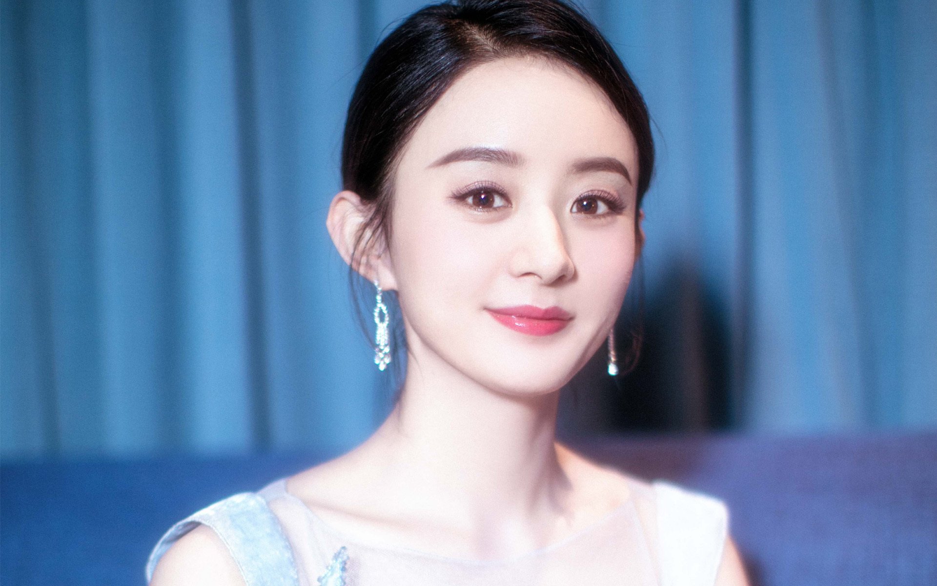 南非水球女将精准传球制胜，南非女子水球队